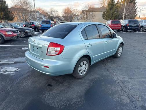 2009 Suzuki SX4 LE 4dr Sedan 4A