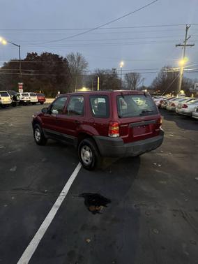 2005 Ford Escape XLS