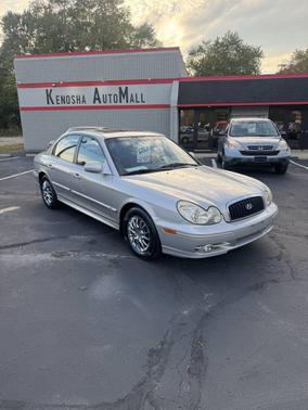 2004 Hyundai SONATA Base