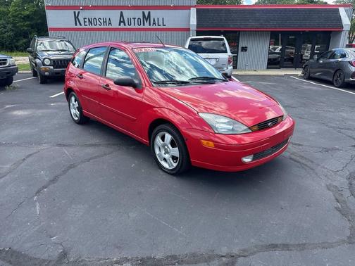 Red 2003 Ford Focus ZX5