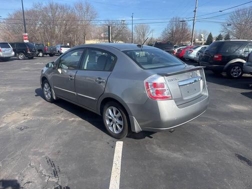 2011 Nissan Sentra 2.0 SL