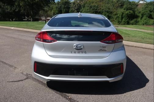 2018 Hyundai IONIQ Hybrid Blue