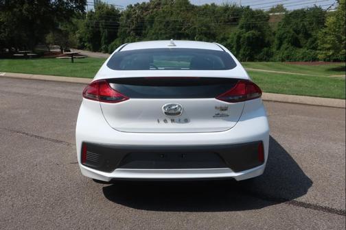 2020 Hyundai IONIQ Hybrid Blue
