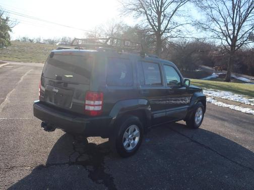 2010 Jeep Liberty Sport