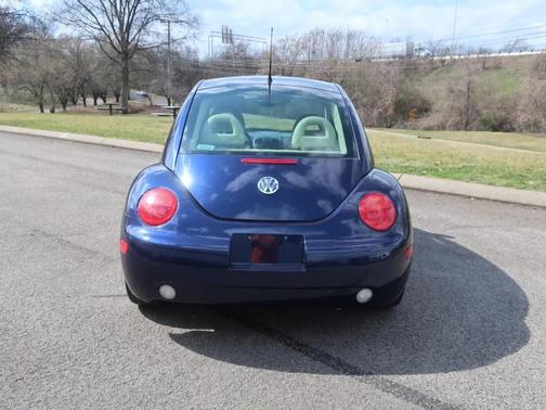 2002 Volkswagen New Beetle GLS