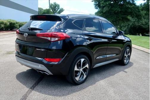 2017 Hyundai TUCSON Sport