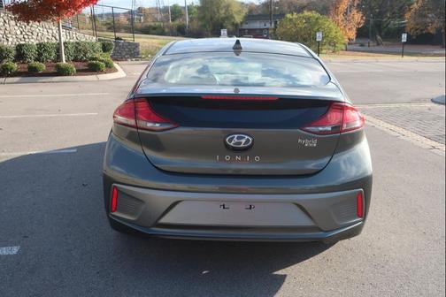 2020 Hyundai IONIQ Hybrid Blue