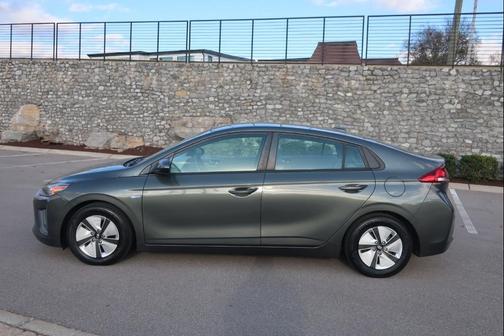 2020 Hyundai IONIQ Hybrid Blue