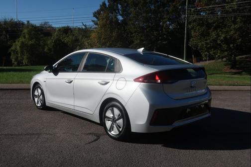 2018 Hyundai IONIQ Hybrid Blue
