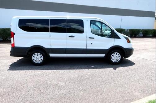 2016 Ford Transit-150 XL