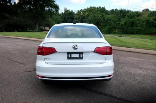 2018 Volkswagen Jetta 2.0T GLI