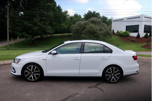 2018 Volkswagen Jetta 2.0T GLI