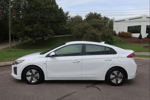 2019 Hyundai IONIQ Hybrid Blue