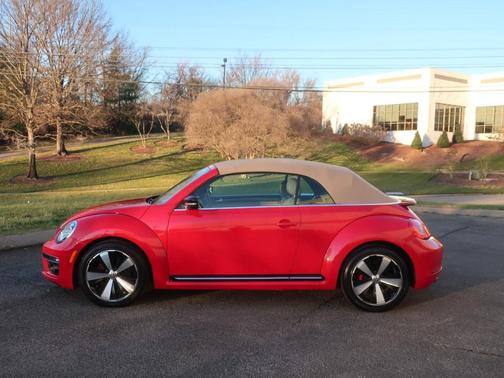 2013 Volkswagen Beetle 2.0T