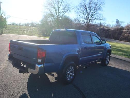 2018 Toyota Tacoma SR5