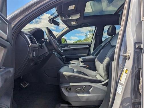 2021 Volkswagen Atlas Cross Sport 3.6 V6 SE W/ TECHNOLOGY R-LINE