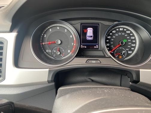 2021 Volkswagen Atlas Cross Sport 3.6 V6 SE W/ TECHNOLOGY R-LINE