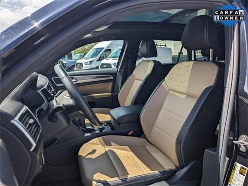 2022 Volkswagen Atlas Cross Sport 2.0T SEL R-LINE