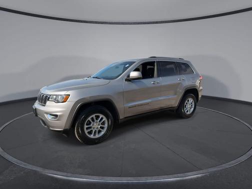 Billet Silver Metallic Clearcoat 2018 Jeep Grand Cherokee Laredo E