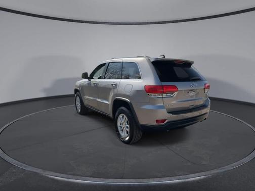 Billet Silver Metallic Clearcoat 2018 Jeep Grand Cherokee Laredo E