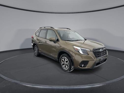 2023 Subaru Forester Premium