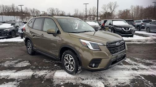 2023 Subaru Forester Premium