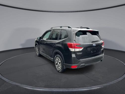 Crystal Black Silica 2020 Subaru Forester Premium