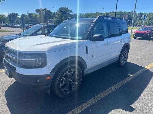 Oxford White 2022 Ford Bronco Sport Outer Banks