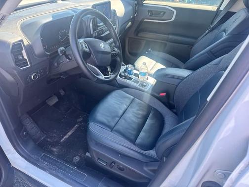 Oxford White 2022 Ford Bronco Sport Outer Banks