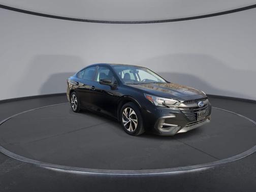 Crystal Black Silica 2023 Subaru Legacy Premium