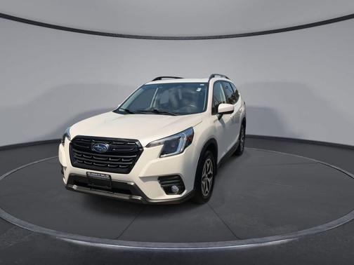 Crystal White Pearl 2023 Subaru Forester Premium