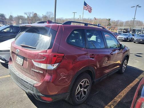 Crimson Red Pearl 2021 Subaru Forester Premium
