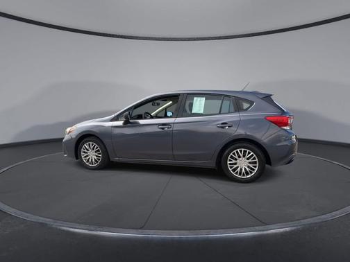 Carbide Gray Metallic 2017 Subaru Impreza 2.0i