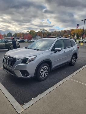 2022 Subaru Forester Premium