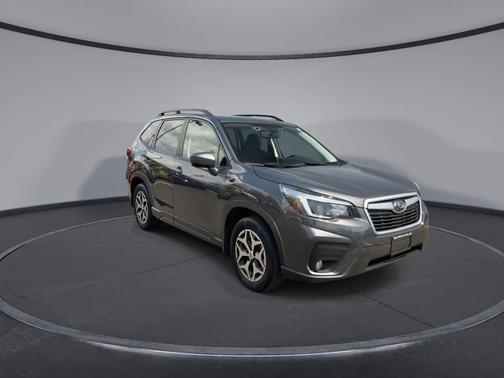 Magnetite Gray Metallic 2021 Subaru Forester Premium
