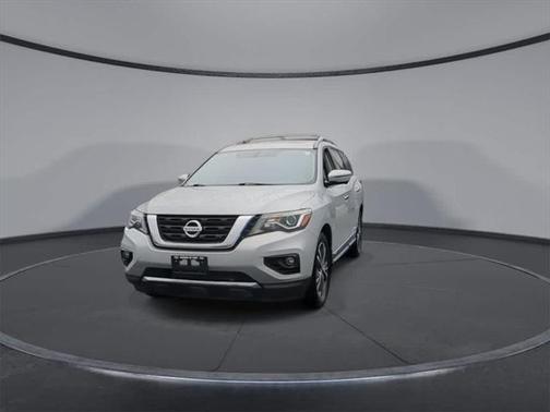2017 Nissan Pathfinder Platinum