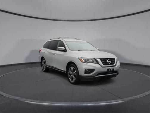2017 Nissan Pathfinder Platinum
