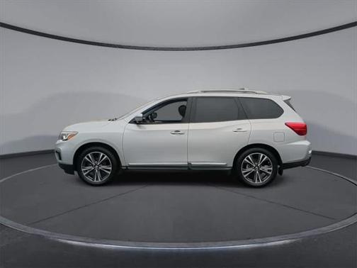2017 Nissan Pathfinder Platinum