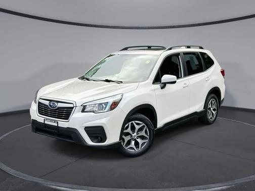 Crystal White Pearl 2020 Subaru Forester Premium