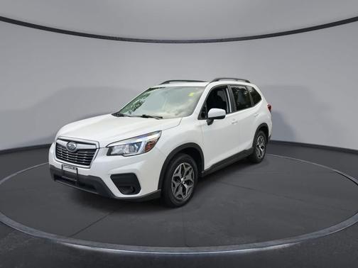 Crystal White Pearl 2020 Subaru Forester Premium