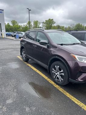 Black Currant Metallic 2017 Toyota RAV4 LE