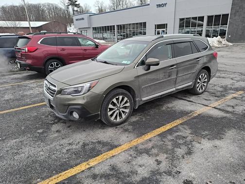 2018 Subaru Outback 2.5i Touring