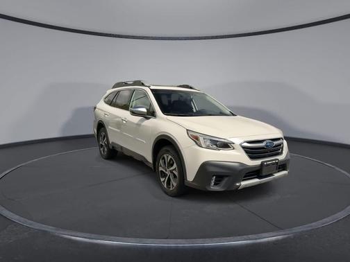 Crystal White Pearl 2021 Subaru Outback Touring XT