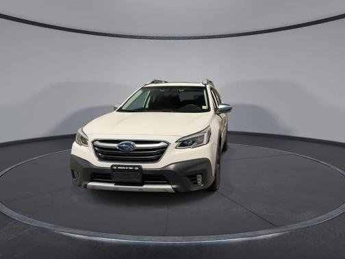 Crystal White Pearl 2021 Subaru Outback Touring XT