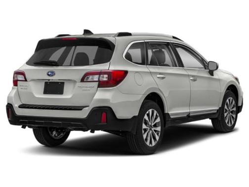 Crystal White Pearl 2019 Subaru Outback 3.6R Touring