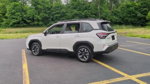 2025 Subaru Forester Base