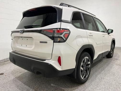 2025 Subaru Forester Hybrid Premium