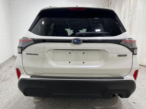 2025 Subaru Forester Hybrid Premium