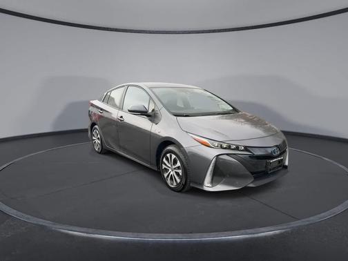 2022 Toyota Prius Prime XLE