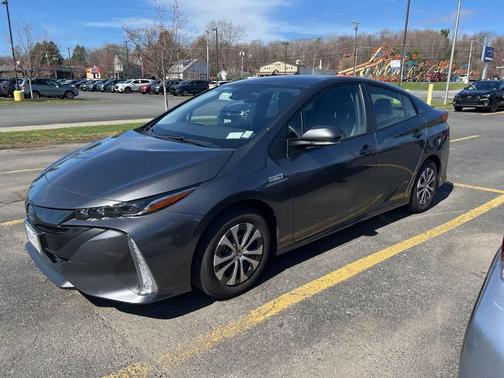 2022 Toyota Prius Prime XLE